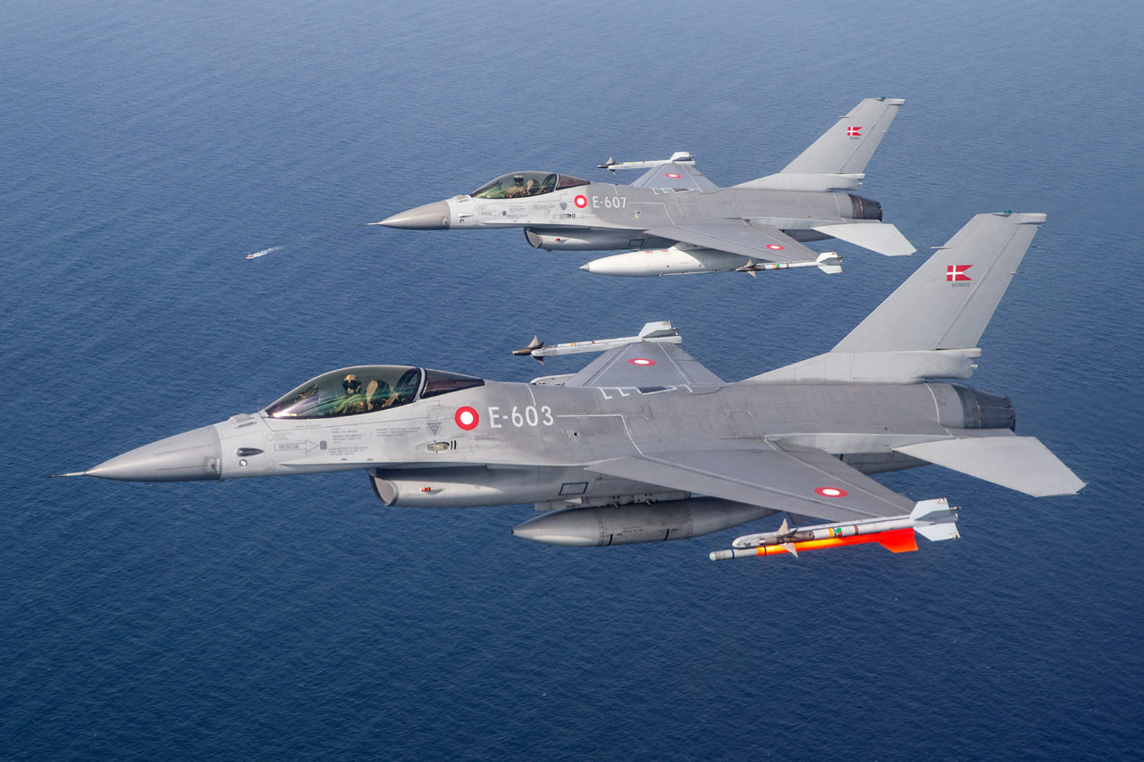 Avion borbi F-16