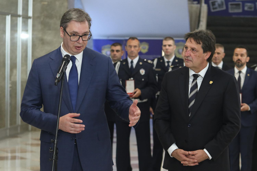 Aleksandar Vučić Bratislav Gašić foto fonet