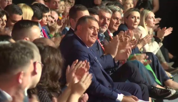 Milorad Dodik sabor
