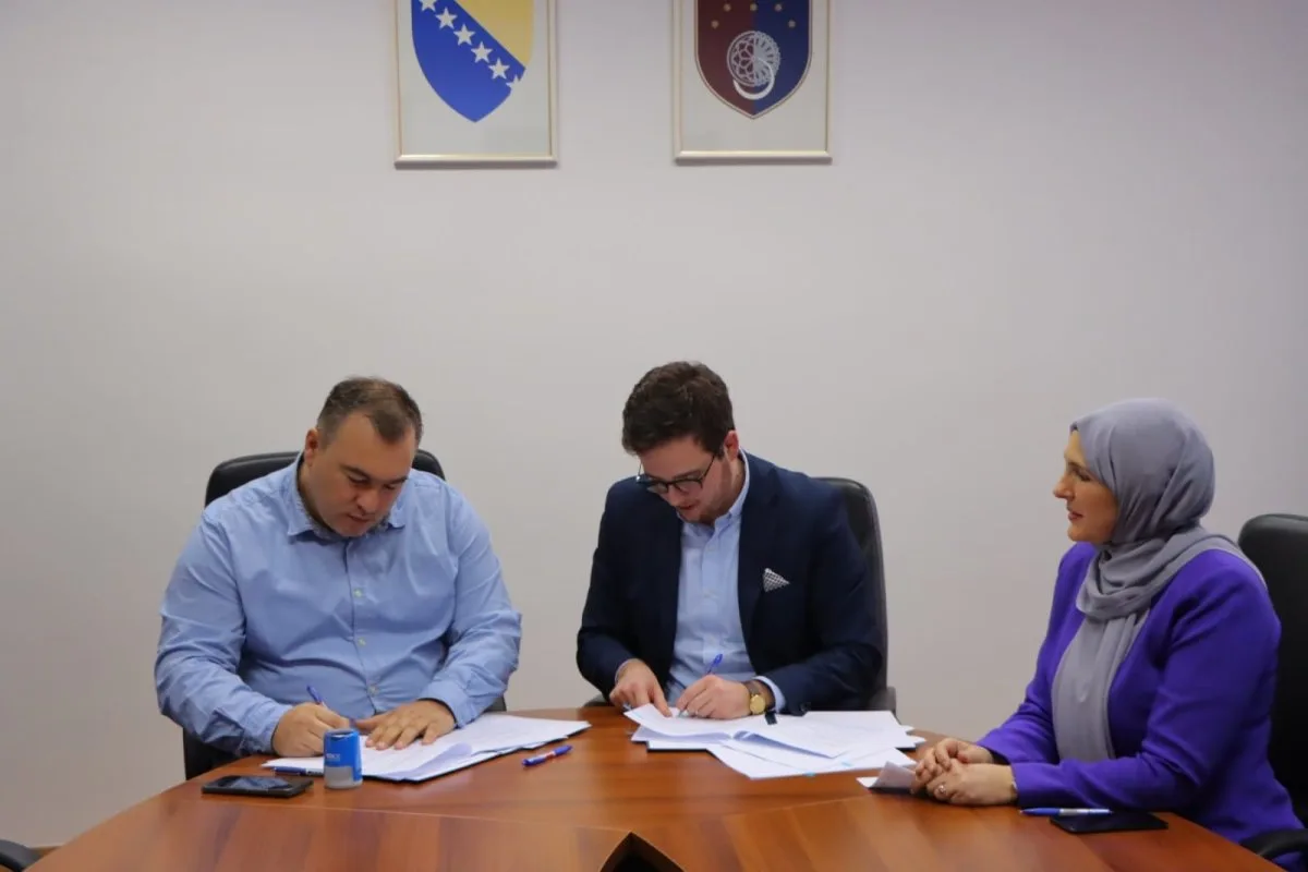 Nihad Uk ugovor sa obrazovanje foto vlada ks