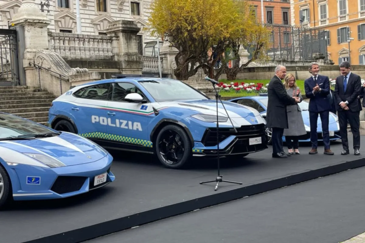 policija italija Lamborghini
