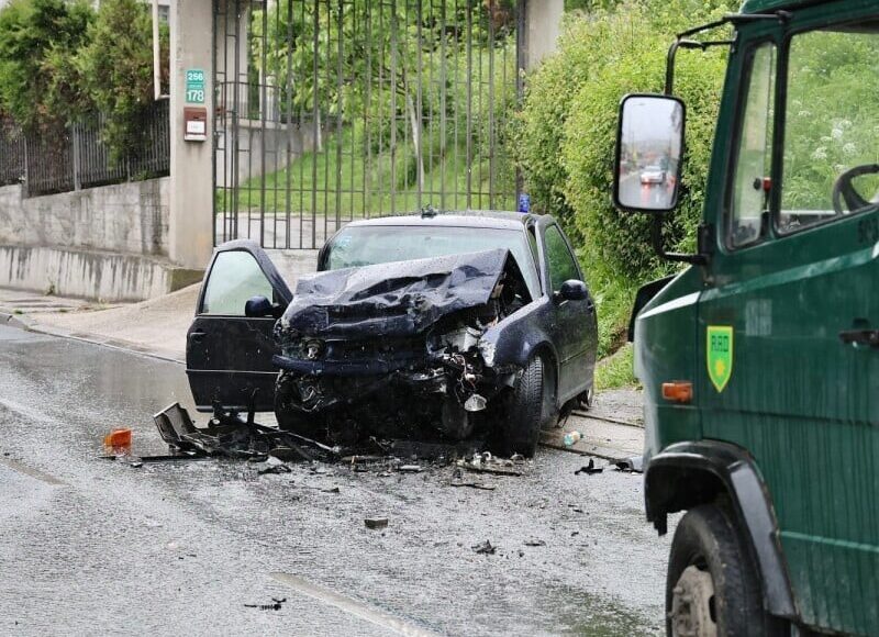 saobracajna nesreca buca potik