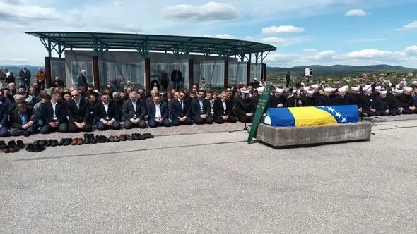 vlasrnica MEZARJE RAKITA