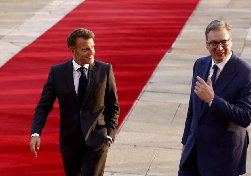 Aleksandar Vucic Emmanuel Macron EPA