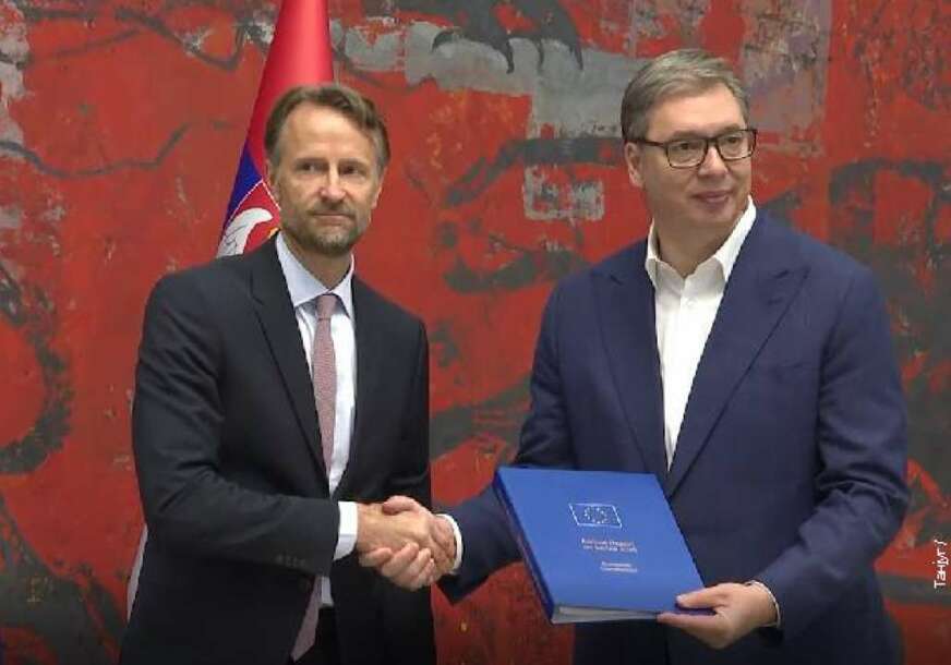 Andreas von Beckerath Aleksandrar vucic 872x610