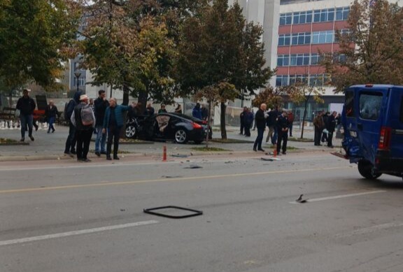 Banja Luka Nissanom pa napravio havariju u centru Banjaluke