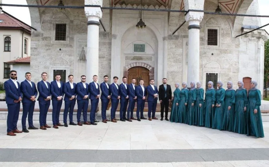 Banja Lukaprva generacija maturanti medresa banjaluka 10maj24 medresa01