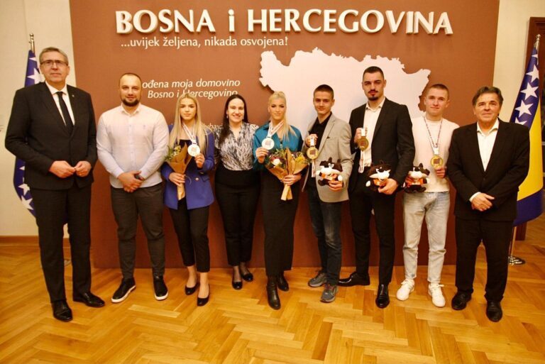 Benjamina Karic sportisti