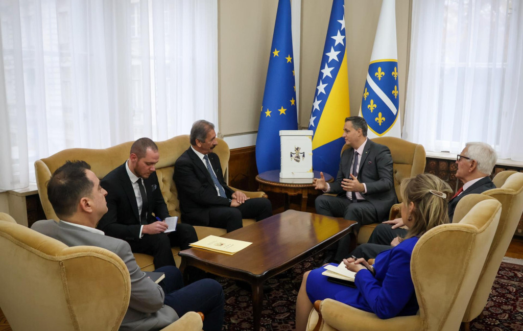 Denis Becirovic Rezeq Namoor