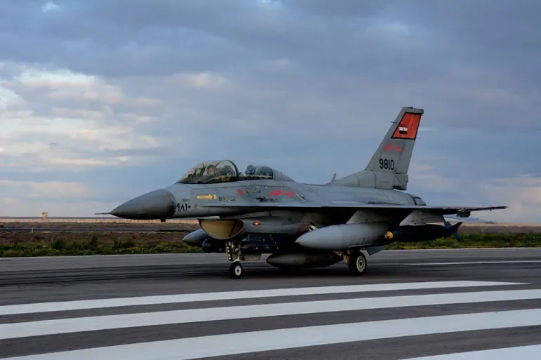 Egipatski F 16