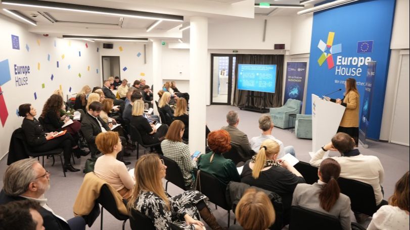 Evropska unija pokrece projekat vrijedan 5 5 milliona eura za otvaranje novih radnih mjesta u Bi H