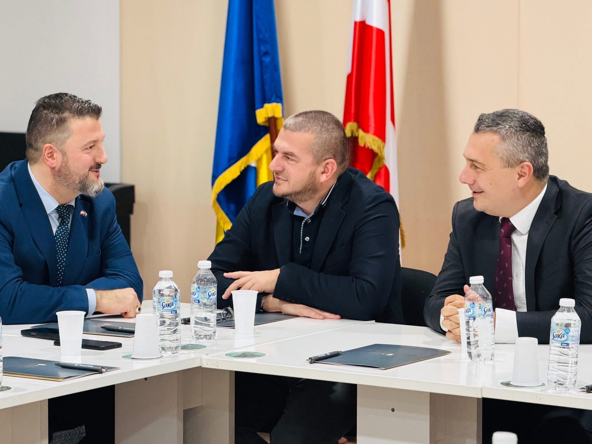 Esed Ivojević  Nerin Dizdar