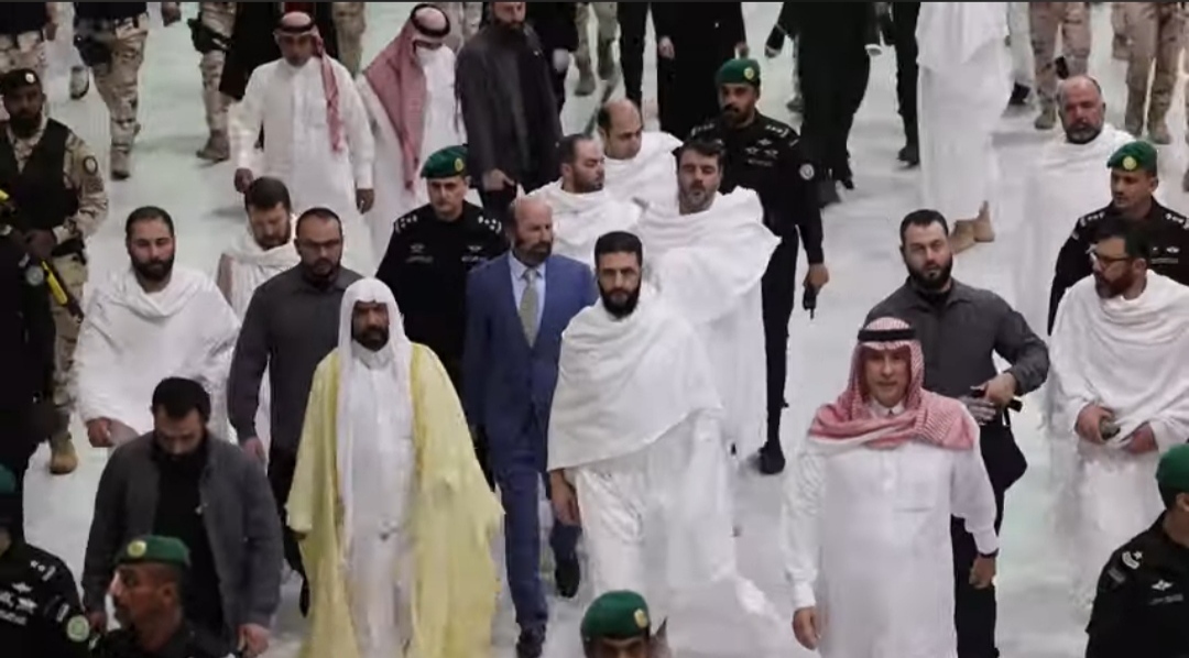 Ahmed al-Sharaa mekka umra  1