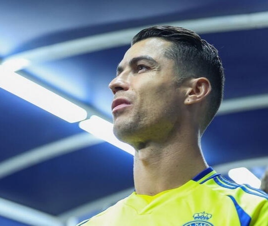 Cristiano Ronaldo x