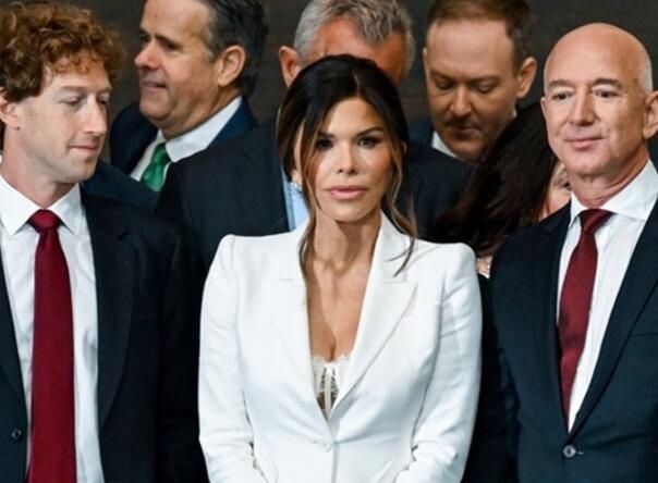 Lauren Sanchez x