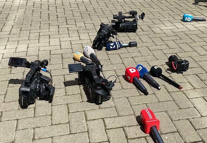 Albin Kurti Novinari bojkotovali Albina Kurtija