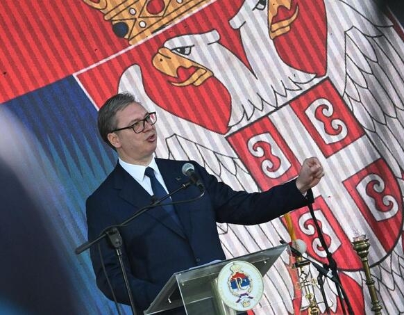 Aleksandar Vučić 04 Gradina rs