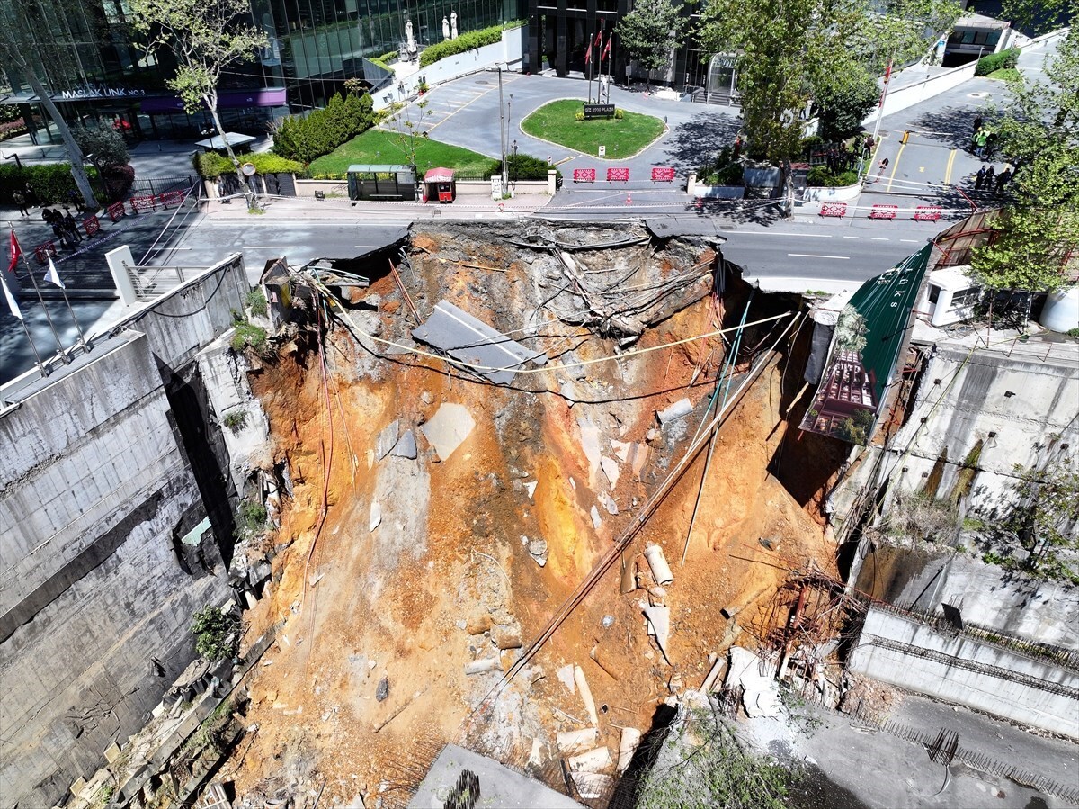 Istanbul cesta urusena/ AA