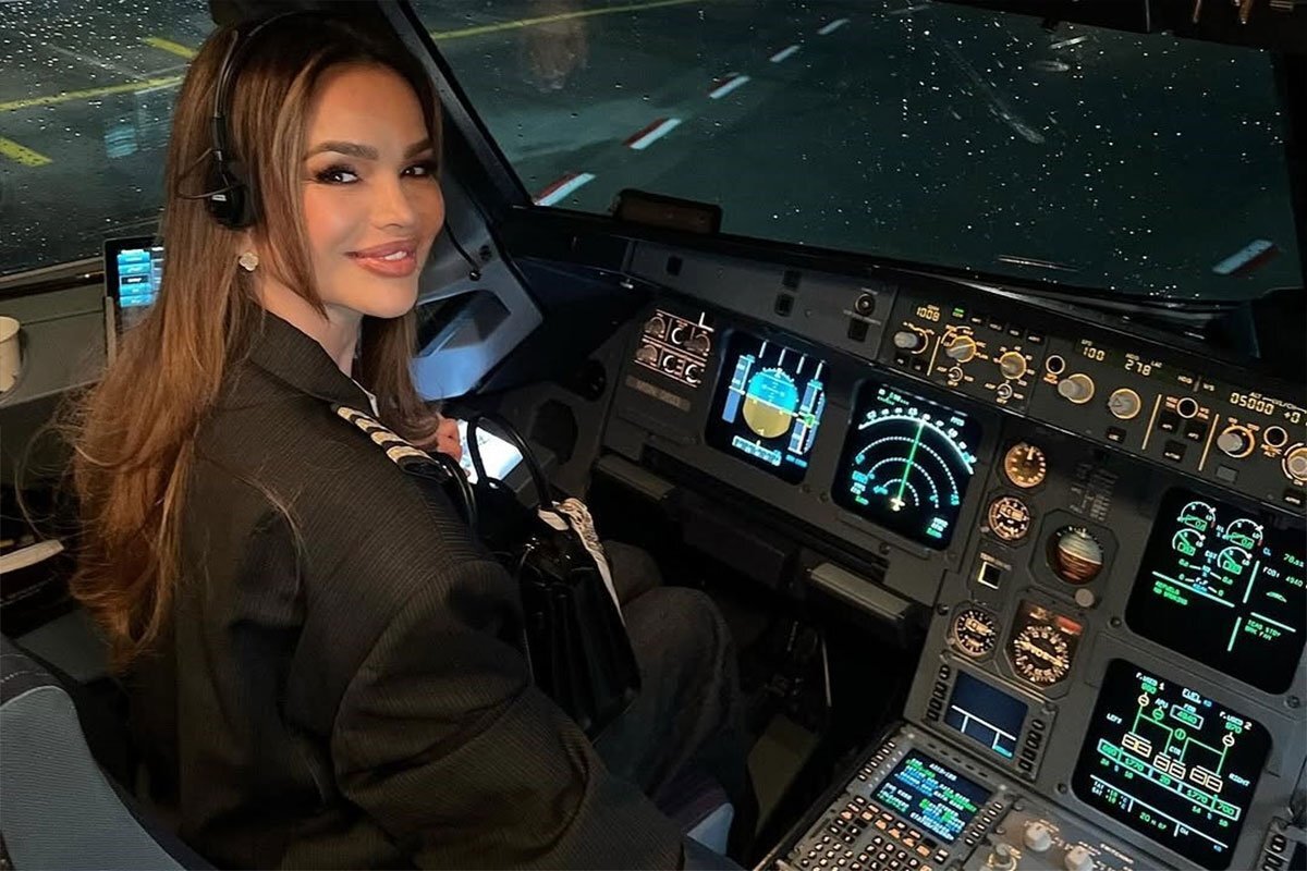 Severina u pilotskoj kabini/ Instagram