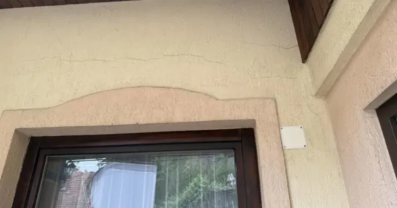 Curinje njive kuća klizište