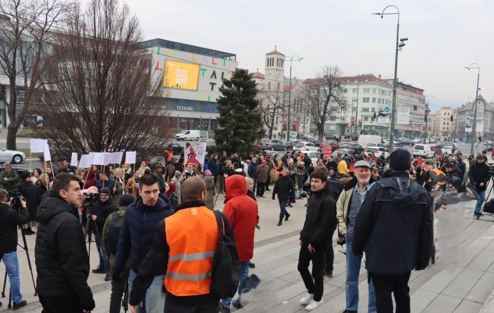 Protest studenti parlament jablanica