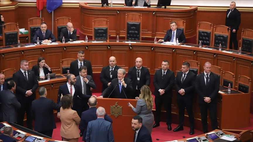 Albanski parlament
