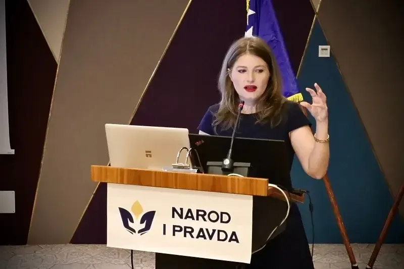 Mia Karamehić Abazović