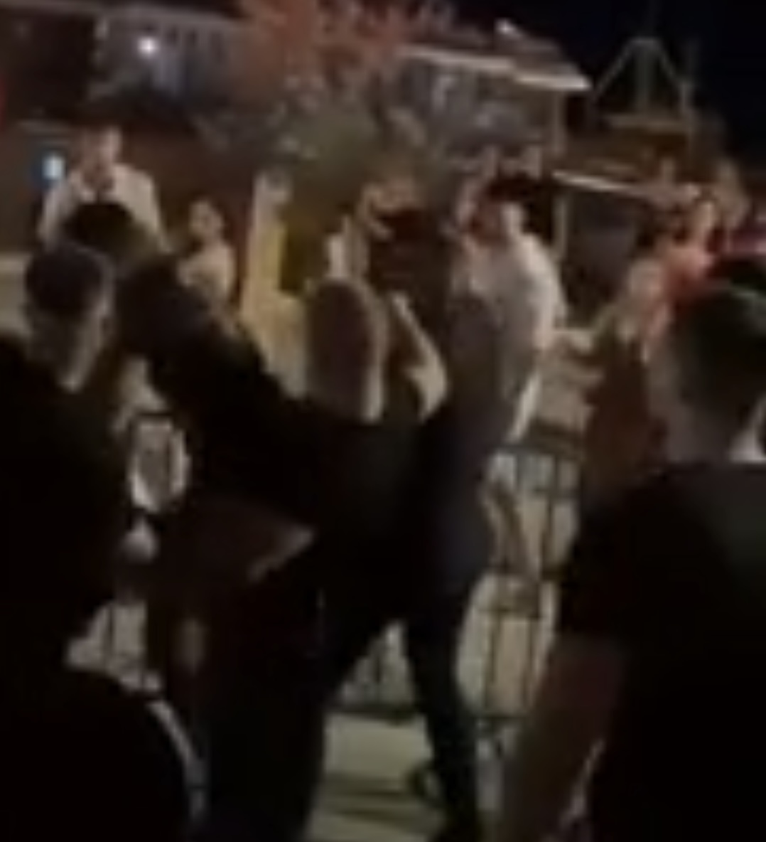 jala koncert incident mladic pretucen