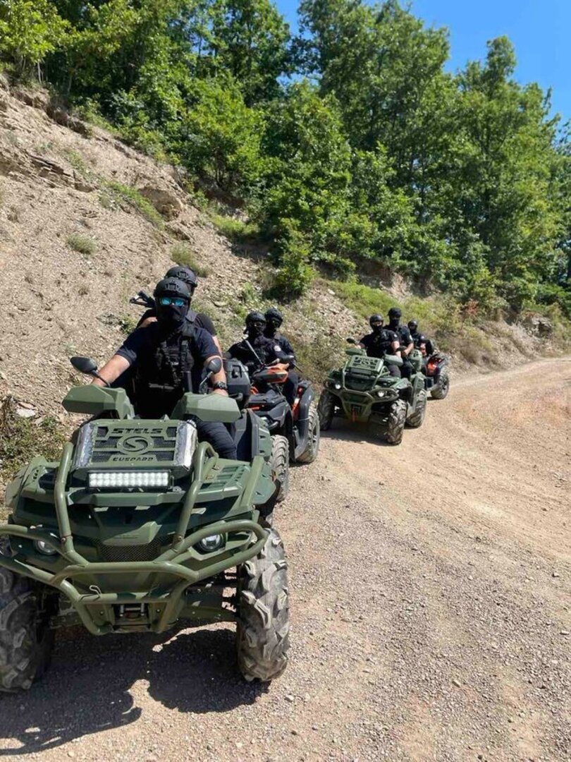 Kosovo Pripadnici specijalne policije Kosova koriste ruske kvadove