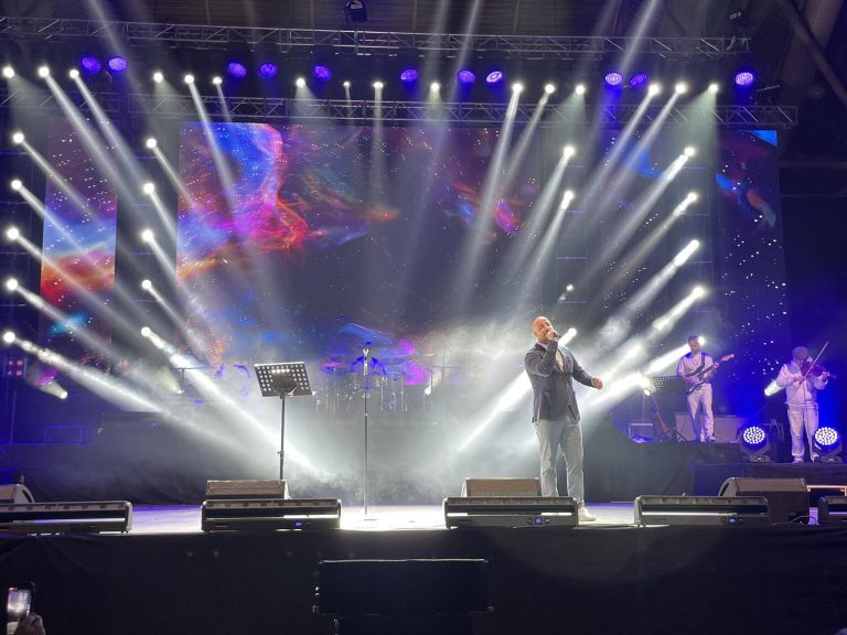 MAHER ZAIN DOCEKAN APLAUZOM u Zetri 12042024 1 7 768x576