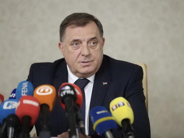 Milorad Dodik fena
