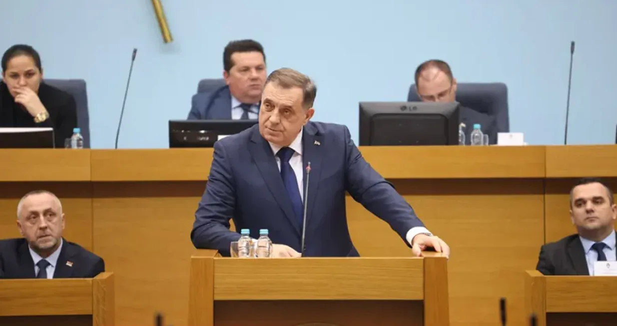 Milorad Dodik srna