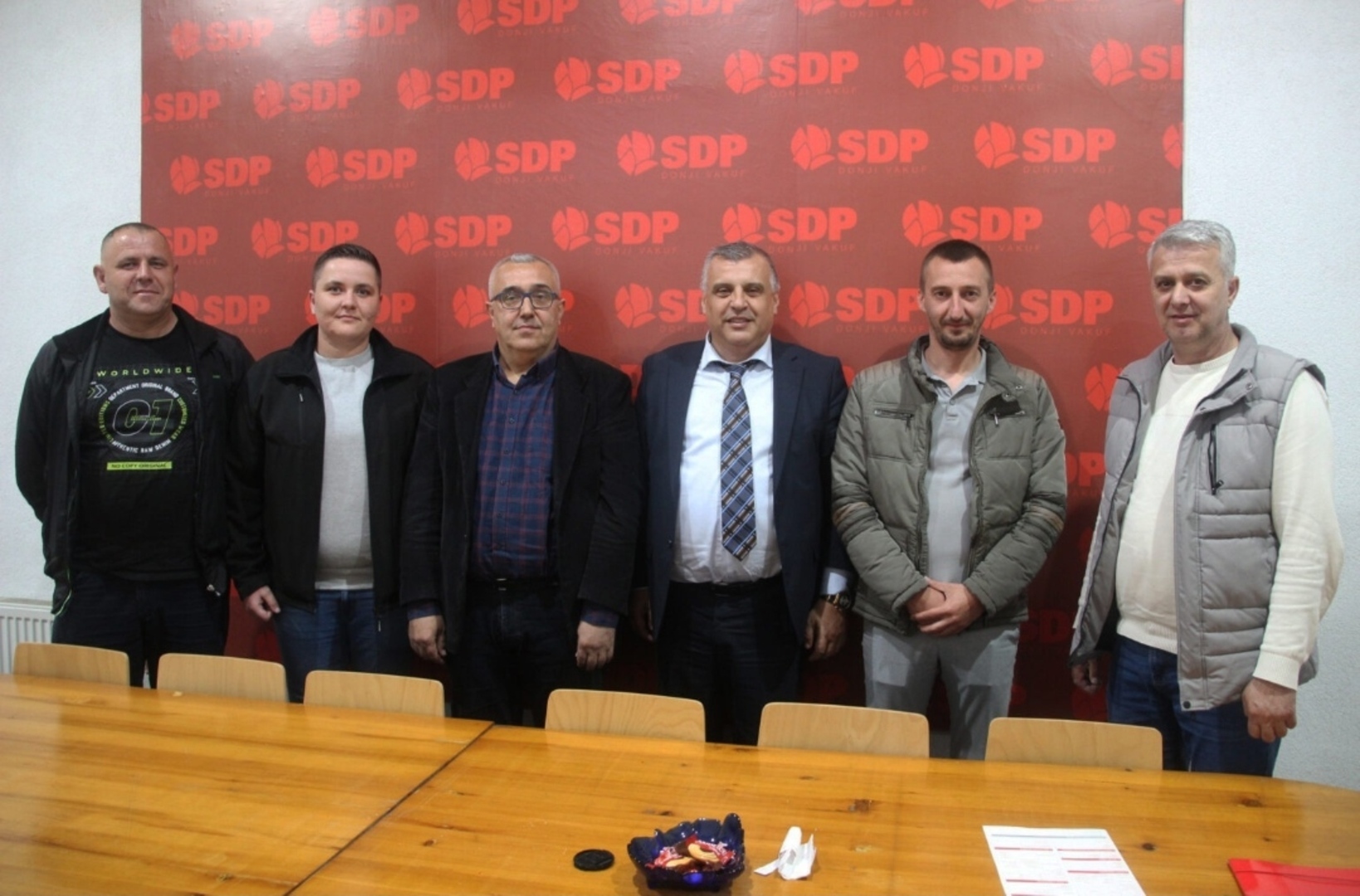 Pet vijecnika u Opcinskom vijecu Donji Vakuf pristupili SDP Bi H