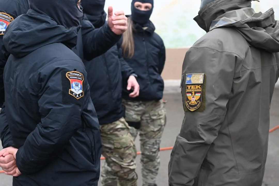 Policija RS policija madarska