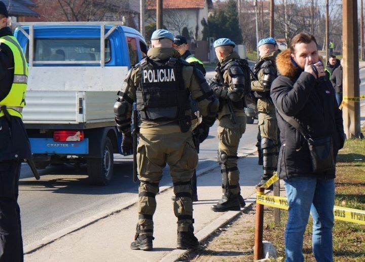 Policija sud dodik 1