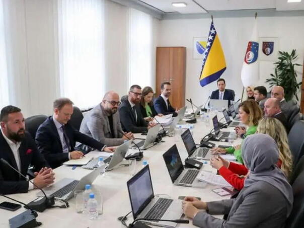 Predsjednici sedam sindikata Vlada KS