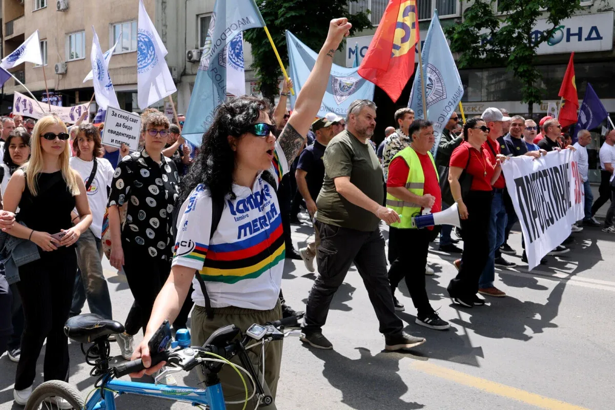 Prvi maj protesti italija EPA