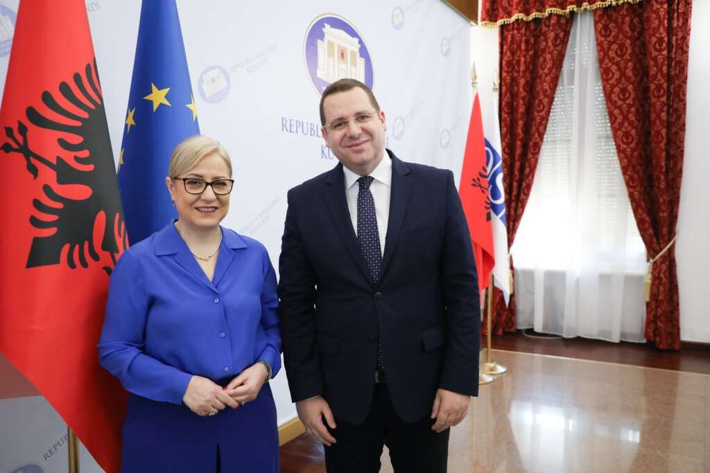 Radovan Kovacevic Lindita Nikoll FE Na