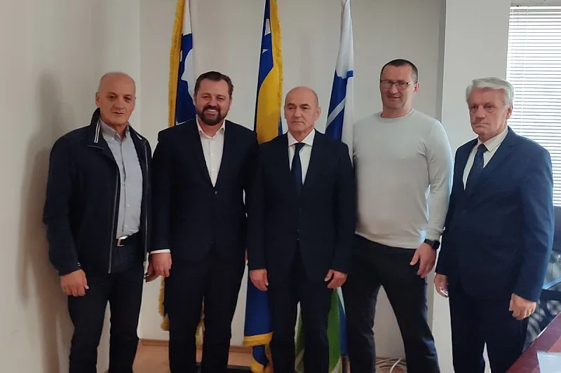 Kenan Šljivo Nermin Ogrešević Rifat Skrijelj Nermin Nurković Enver Išerić