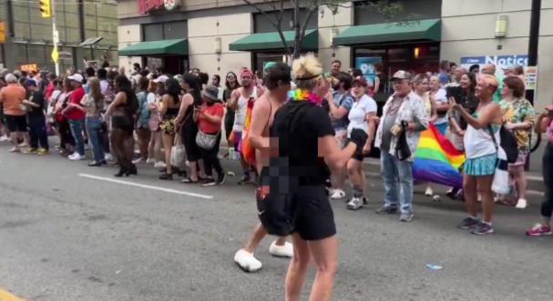 Kontroverze na Toronto Pride Screenshot 419