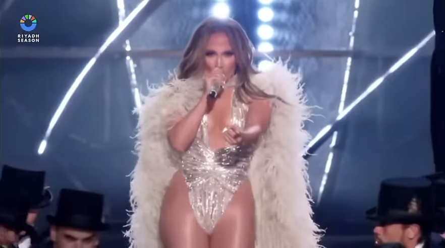 Jennifer Lopez Rijad Screenshot 701
