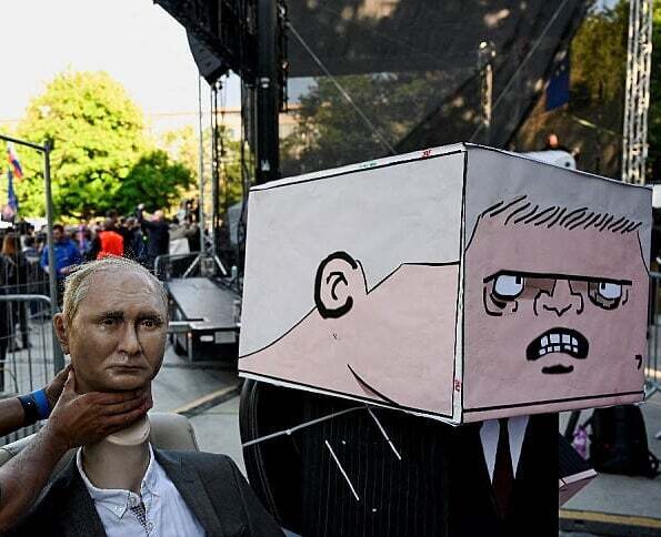 Slovacka Robert Fico protesti zbog posjete rusija