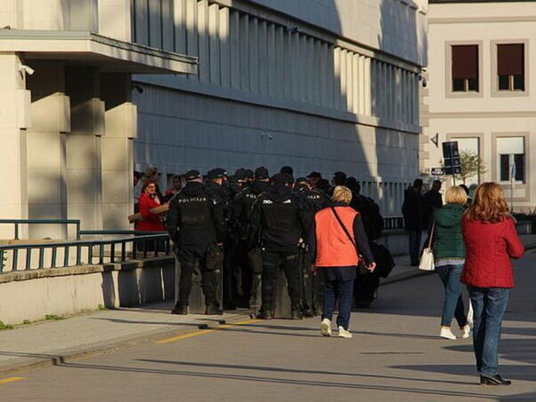 Srbija Novi Sad protesti Foto: 021.rs