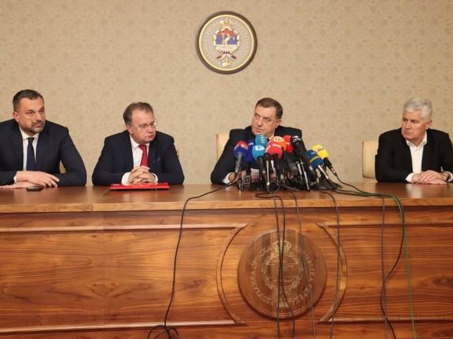Trojka Dodik i Covic RTRS
