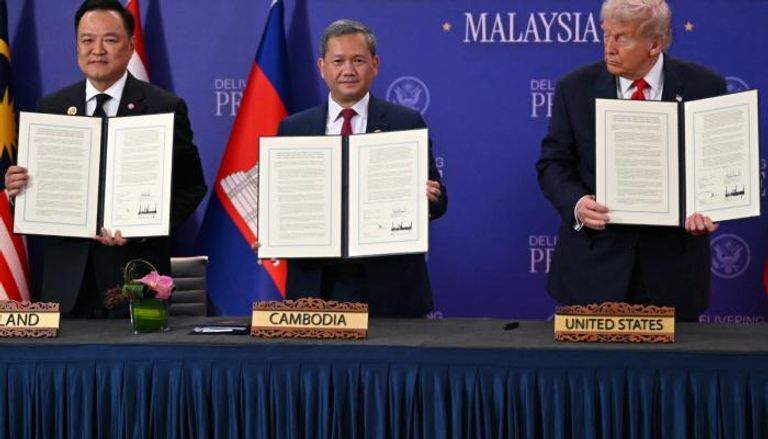 Trump s premijerima Kambodze i Tajlanda