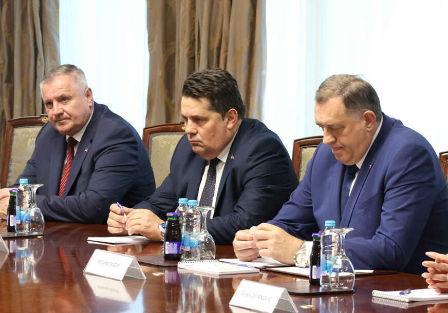 Viskovic Stevandic Dodik Foto Miomir Jakovljevic Ringier 872x610