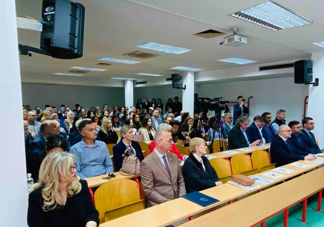 Zlocin na Kapiji tuzla