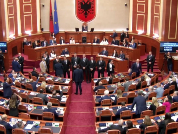 Albanija parlament