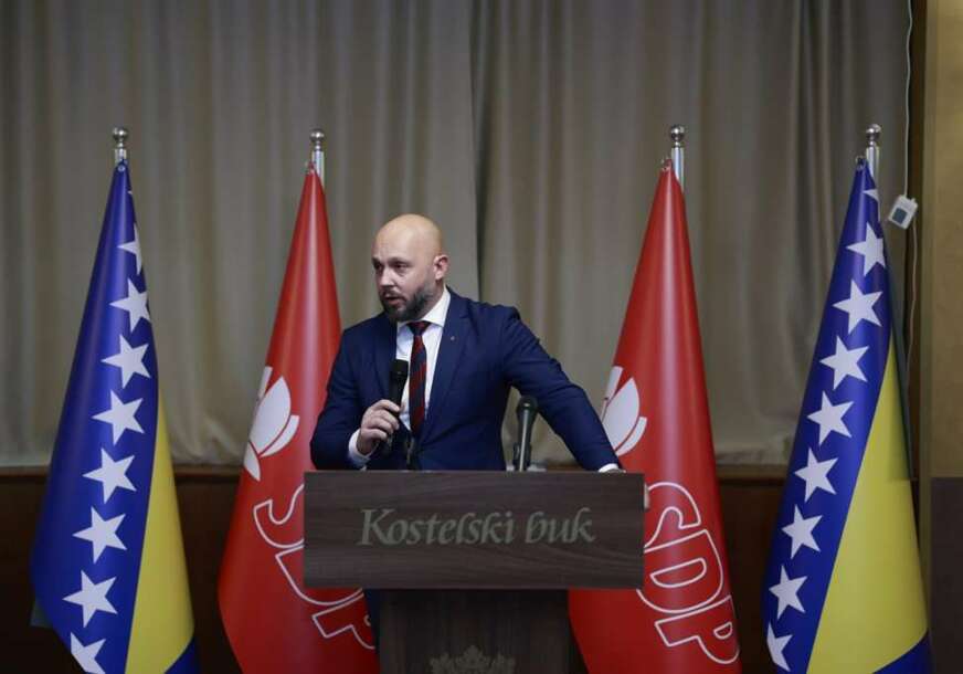 Almin hopovac usk 872x610