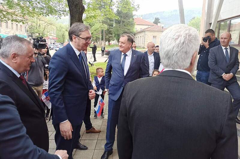 Aleksandar Vučić Dodik bilecs